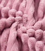 Pluffi Fleece Blanket