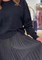 Side-knotted sweater pleated midi skirt suit