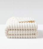 Pluffi Fleece Blanket