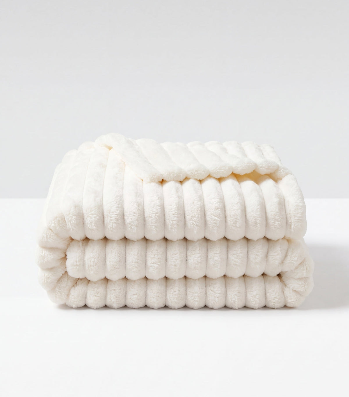 Pluffi Fleece Blanket