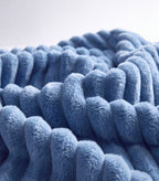 Pluffi Fleece Blanket